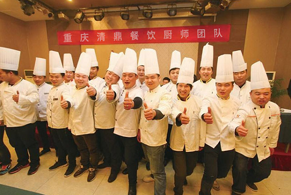 <a href=/listinfo-22-0.html target=_blank class=infotextkey>火锅</a>技术培训哪里好？专业大厨面对面指导